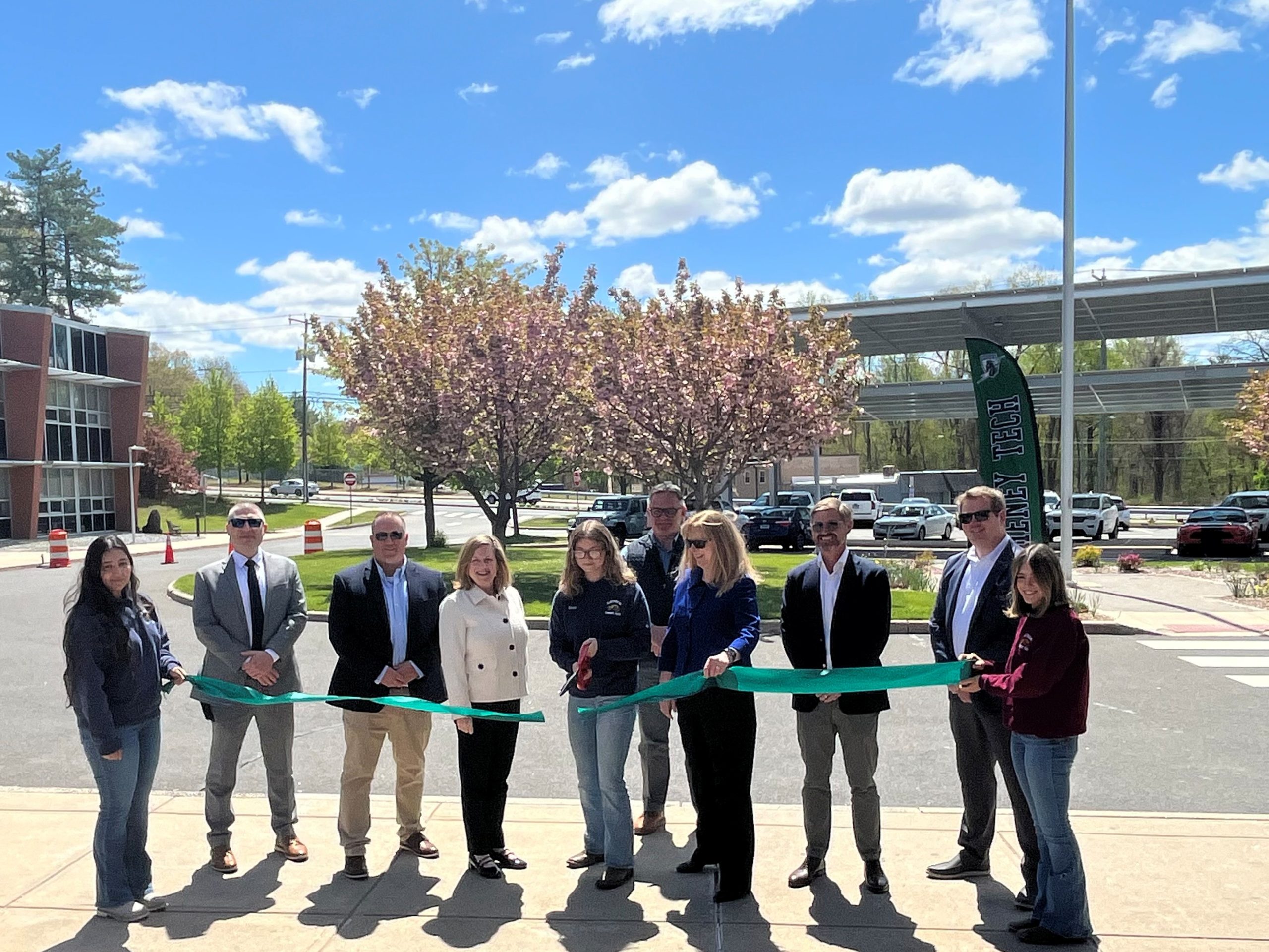 Connecticut Technical Education and Career System Celebrates the Completion of Seven Solar Energy Projects Across the State